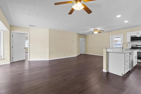 Casa en venta en Crystal River, Florida, 2 dormitorios, 122.45 m2 № 1894441 - foto 6