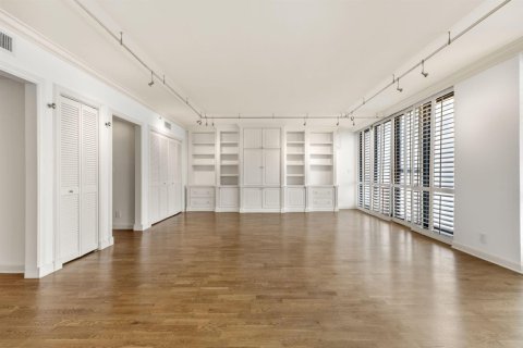 Copropriété à vendre à West Palm Beach, Floride: 3 chambres, 373.28 m2 № 2077747 - photo 18