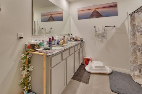 Villa ou maison à vendre à Deltona, Floride: 3 chambres, 158.49 m2 № 2097602 - photo 16