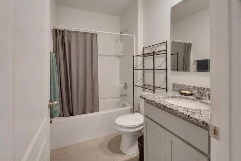 Villa ou maison à vendre à Deltona, Floride: 3 chambres, 158.49 m2 № 2097602 - photo 23