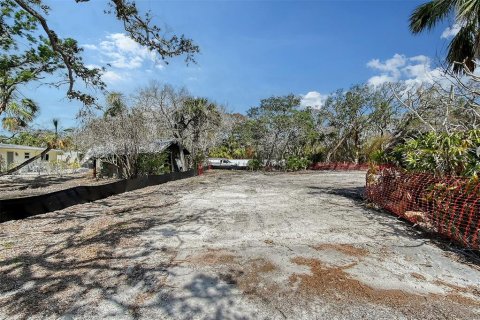Casa en venta en Sarasota, Florida, 4 dormitorios, 248.51 m2 № 2212748 - foto 9