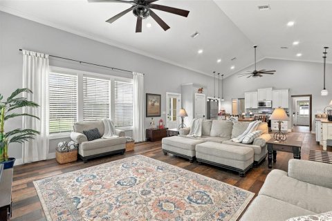 Villa ou maison à vendre à Silver Springs Shores, Floride: 2 chambres, 184.69 m2 № 2398742 - photo 22