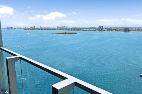 Купить кондоминиум в Майами, Флорида 1 спальня, 73.39м2, № 1958748 - фото 2