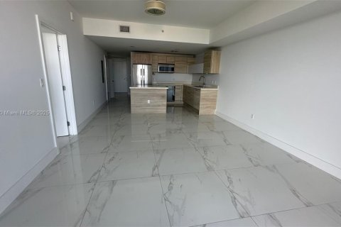 Condo in North Miami Beach, Florida, 2 bedrooms  № 1850771 - photo 12