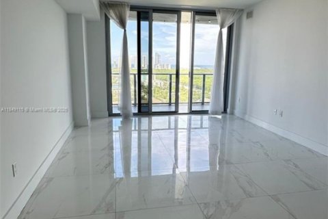 Condo in North Miami Beach, Florida, 2 bedrooms  № 1850771 - photo 7