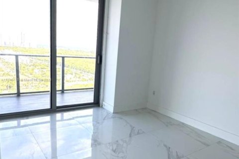 Condo in North Miami Beach, Florida, 2 bedrooms  № 1850771 - photo 8