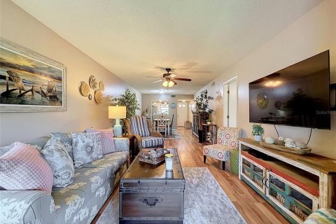 Condominio en venta en Port Richey, Florida, 2 dormitorios, 88.63 m2 № 2199903 - foto 10