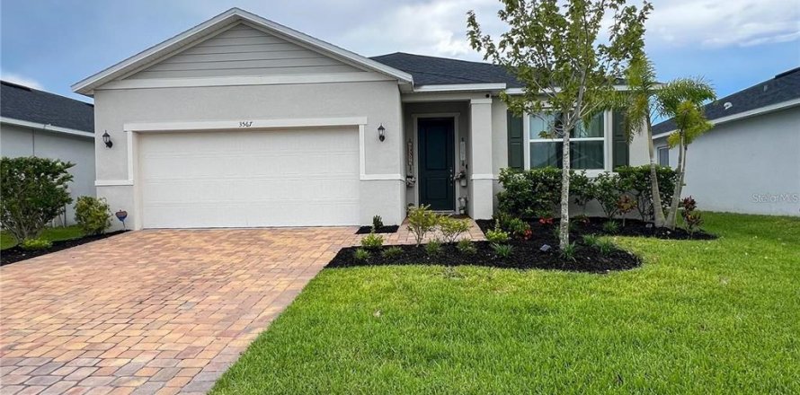 House in Sarasota, Florida 4 bedrooms, 216.28 sq.m. № 1866195
