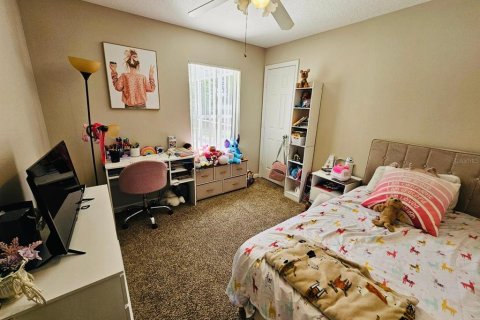 House in Kissimmee, Florida 4 bedrooms, 145.95 sq.m. № 1873608 - photo 18