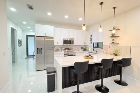 Villa ou maison à louer à Lehigh Acres, Floride: 3 chambres, 112.23 m2 № 2406710 - photo 8