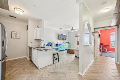 Condo in Tampa, Florida, 1 bedroom  № 1904336 - photo 5