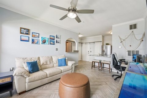 Condo in Tampa, Florida, 1 bedroom  № 1904336 - photo 11