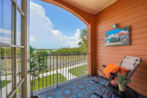 Condo in Tampa, Florida, 1 bedroom  № 1904336 - photo 27