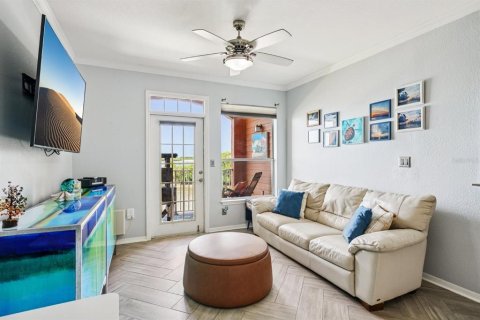 Condo in Tampa, Florida, 1 bedroom  № 1904336 - photo 9