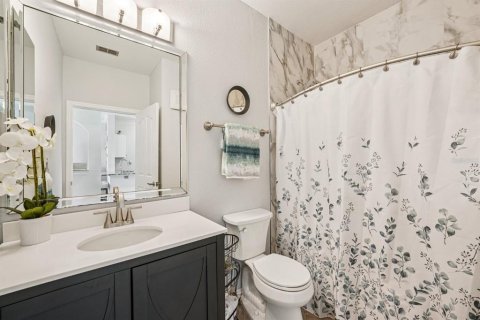 Condo in Tampa, Florida, 1 bedroom  № 1904336 - photo 23