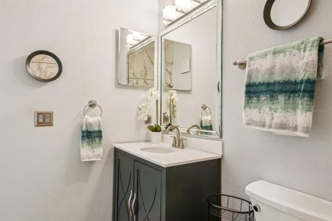 Condo in Tampa, Florida, 1 bedroom  № 1904336 - photo 24