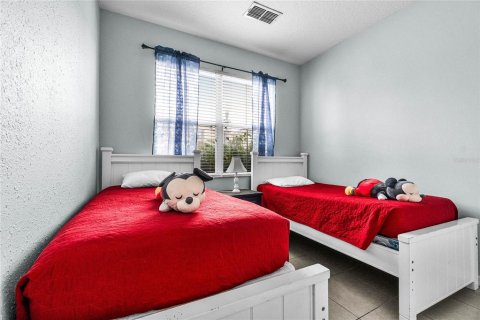 Casa en venta en Davenport, Florida, 7 dormitorios, 288.18 m2 № 1716909 - foto 17