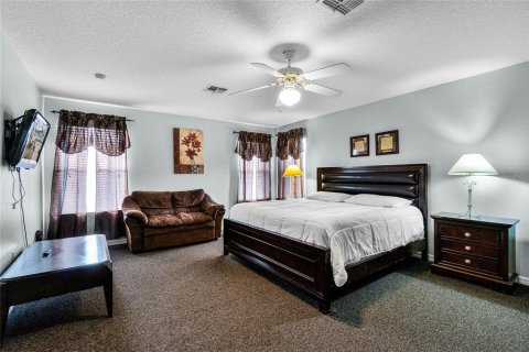 Casa en venta en Davenport, Florida, 7 dormitorios, 288.18 m2 № 1716909 - foto 19