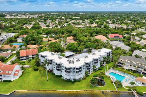 Copropriété à vendre à Hypoluxo, Floride: 3 chambres, 166.02 m2 № 2413020 - photo 3