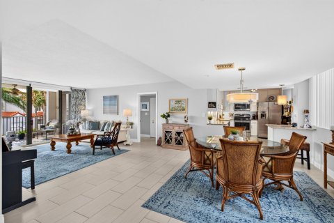 Copropriété à vendre à Hypoluxo, Floride: 3 chambres, 166.02 m2 № 2413020 - photo 25