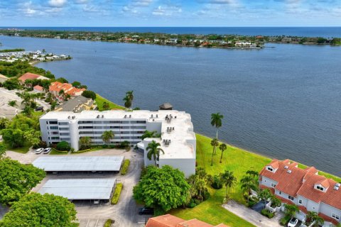 Copropriété à vendre à Hypoluxo, Floride: 3 chambres, 166.02 m2 № 2413020 - photo 10