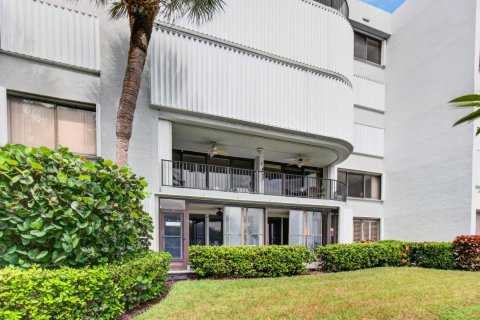 Copropriété à vendre à Hypoluxo, Floride: 3 chambres, 166.02 m2 № 2413020 - photo 8