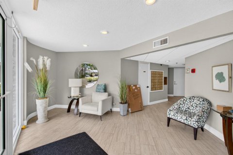 Copropriété à vendre à Hypoluxo, Floride: 3 chambres, 166.02 m2 № 2413020 - photo 16