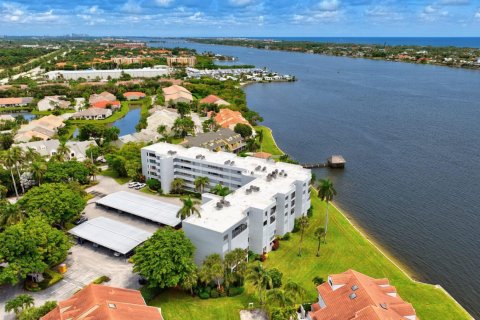 Copropriété à vendre à Hypoluxo, Floride: 3 chambres, 166.02 m2 № 2413020 - photo 2