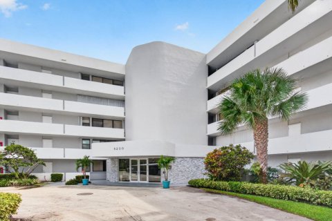 Copropriété à vendre à Hypoluxo, Floride: 3 chambres, 166.02 m2 № 2413020 - photo 6