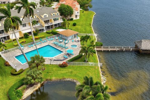 Copropriété à vendre à Hypoluxo, Floride: 3 chambres, 166.02 m2 № 2413020 - photo 11