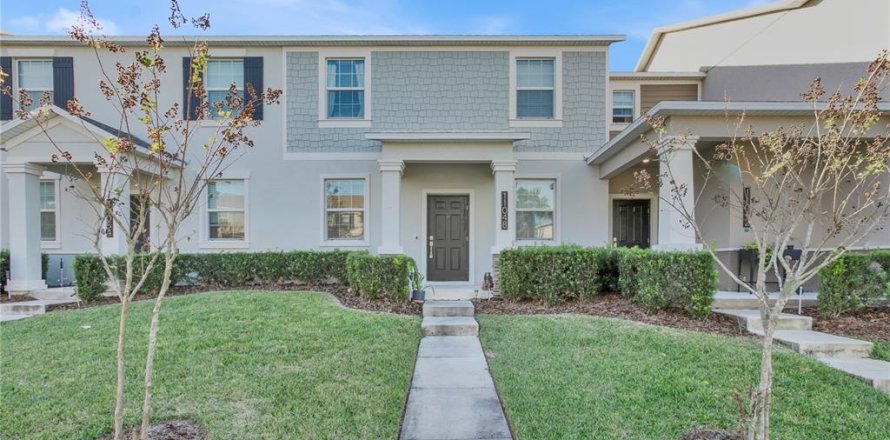 Townhouse in Winter Garden, Florida 3 bedrooms, 141.03 sq.m. № 2203409