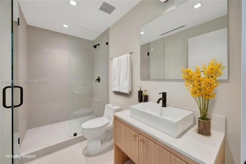 Touwnhouse à vendre à Miami, Floride: 3 chambres, 226.87 m2 № 2269506 - photo 20