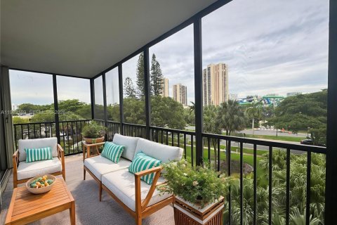 Купить кондоминиум в Авентура, Флорида 2 спальни, 121.52м2, № 2045532 - фото 17