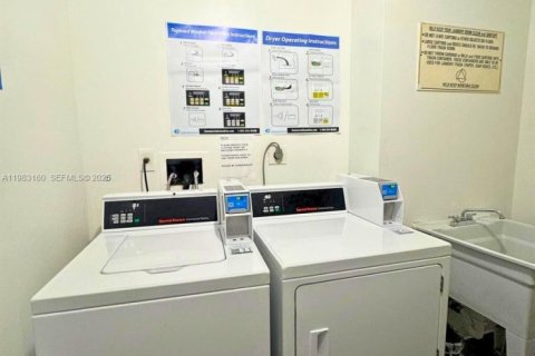 Купить кондоминиум в Авентура, Флорида 2 спальни, 121.52м2, № 2045532 - фото 18