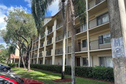 Copropriété à louer à Pembroke Pines, Floride: 2 chambres, 105.63 m2 № 2046401 - photo 21