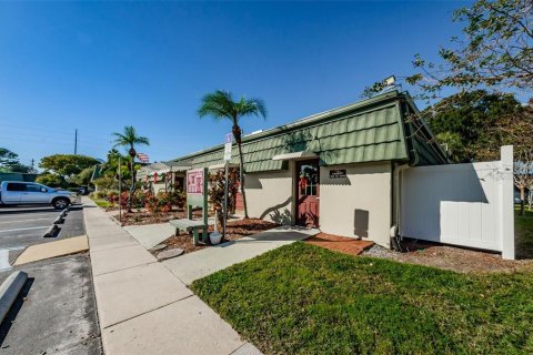 Copropriété à vendre à Clearwater, Floride: 2 chambres, 75.53 m2 № 1681835 - photo 27