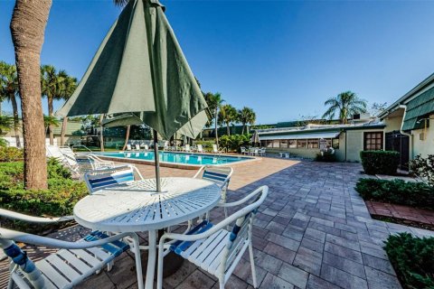 Copropriété à vendre à Clearwater, Floride: 2 chambres, 75.53 m2 № 1681835 - photo 24