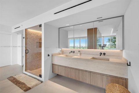 Copropriété à louer à Miami Beach, Floride: 3 chambres, 213.68 m2 № 1966326 - photo 29