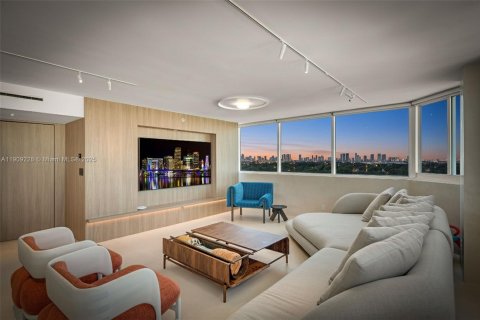 Copropriété à louer à Miami Beach, Floride: 3 chambres, 213.68 m2 № 1966326 - photo 15