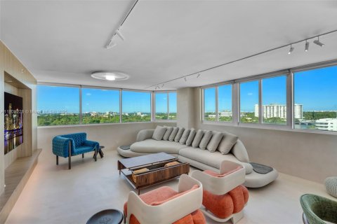 Copropriété à louer à Miami Beach, Floride: 3 chambres, 213.68 m2 № 1966326 - photo 13