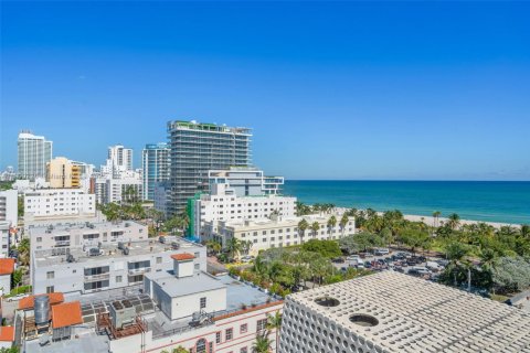 Copropriété à louer à Miami Beach, Floride: 3 chambres, 213.68 m2 № 1966326 - photo 2