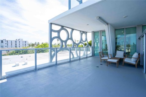 Снять в аренду квартиру в Майами-Бич, Флорида 2 спальни, 90.49м2, № 1967282 - фото 7