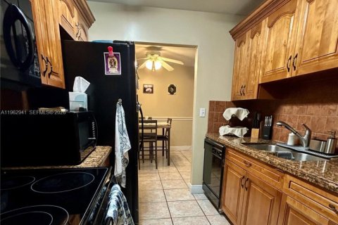 Купить кондоминиум в Лодерхилл, Флорида 2 спальни, 102.19м2, № 2023992 - фото 4