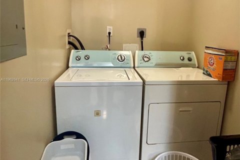 Купить кондоминиум в Лодерхилл, Флорида 2 спальни, 102.19м2, № 2023992 - фото 12