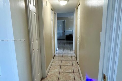 Купить кондоминиум в Лодерхилл, Флорида 2 спальни, 102.19м2, № 2023992 - фото 6