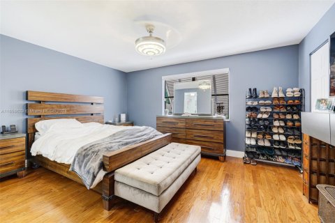 Townhouse in Pembroke Pines, Florida 3 bedrooms, 155.33 sq.m. № 1868201 - photo 19