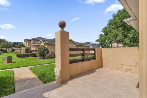 Adosado en venta en Kissimmee, Florida, 2 dormitorios, 88.44 m2 № 2209631 - foto 3