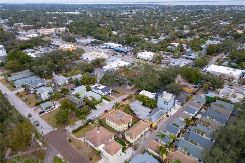 Commercial property in Saint Petersburg, Florida 276.48 sq.m. № 1732977 - photo 30