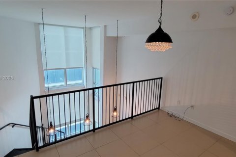 Купить кондоминиум в Майами, Флорида 1 спальня, 57.97м2, № 1929878 - фото 8