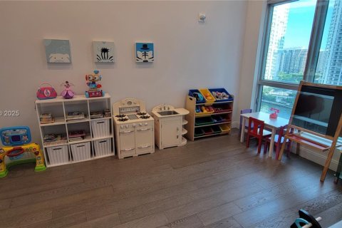 Купить кондоминиум в Майами, Флорида 1 спальня, 57.97м2, № 1929878 - фото 16